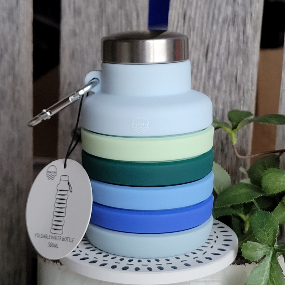 Free People Mayim Collapsible Carabiner 18oz water bottle blue hu…